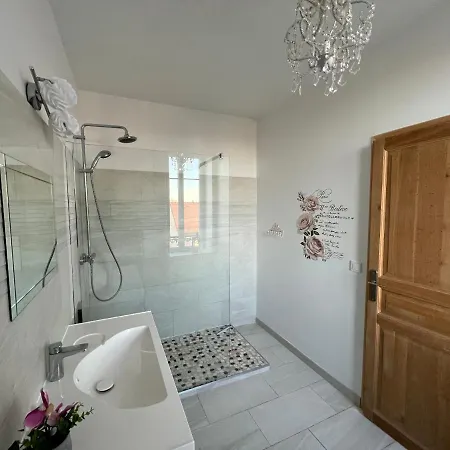 Bed & Breakfast Chateau Segot *