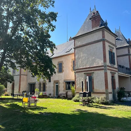 Chateau Segot Bed & Breakfast Neuilly-le-Real